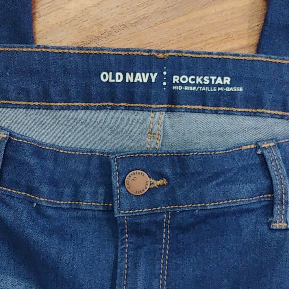 Old Navy Rockstar Jeggings | Size 14 Regular | Mid-Rise Stretch Denim - Picture 4 of 7